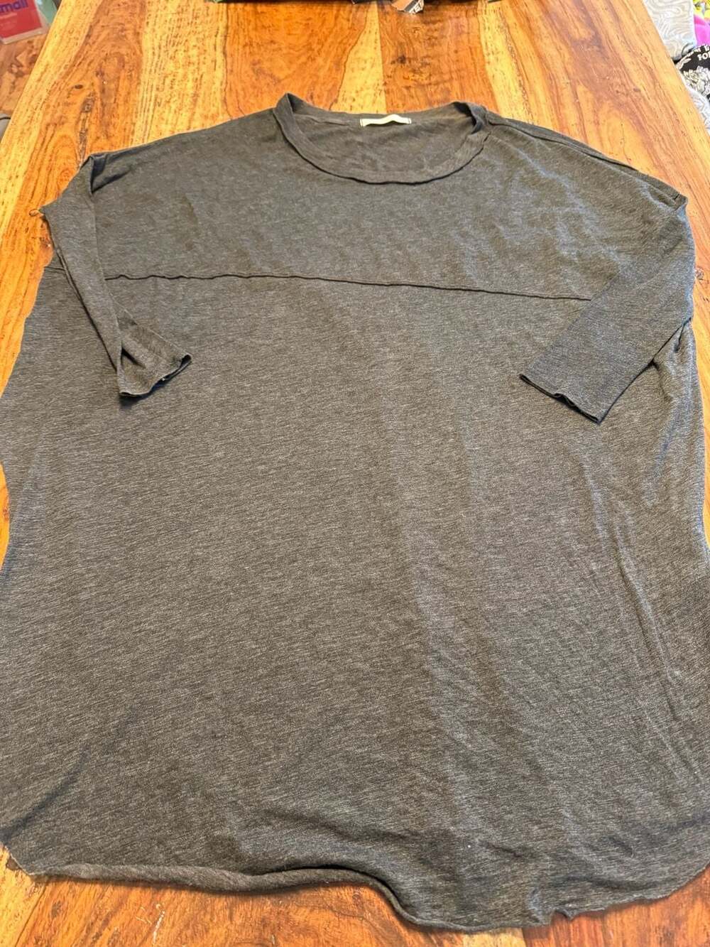 We The Free Size Small Gray Raw Edge Oversized T-Shirt